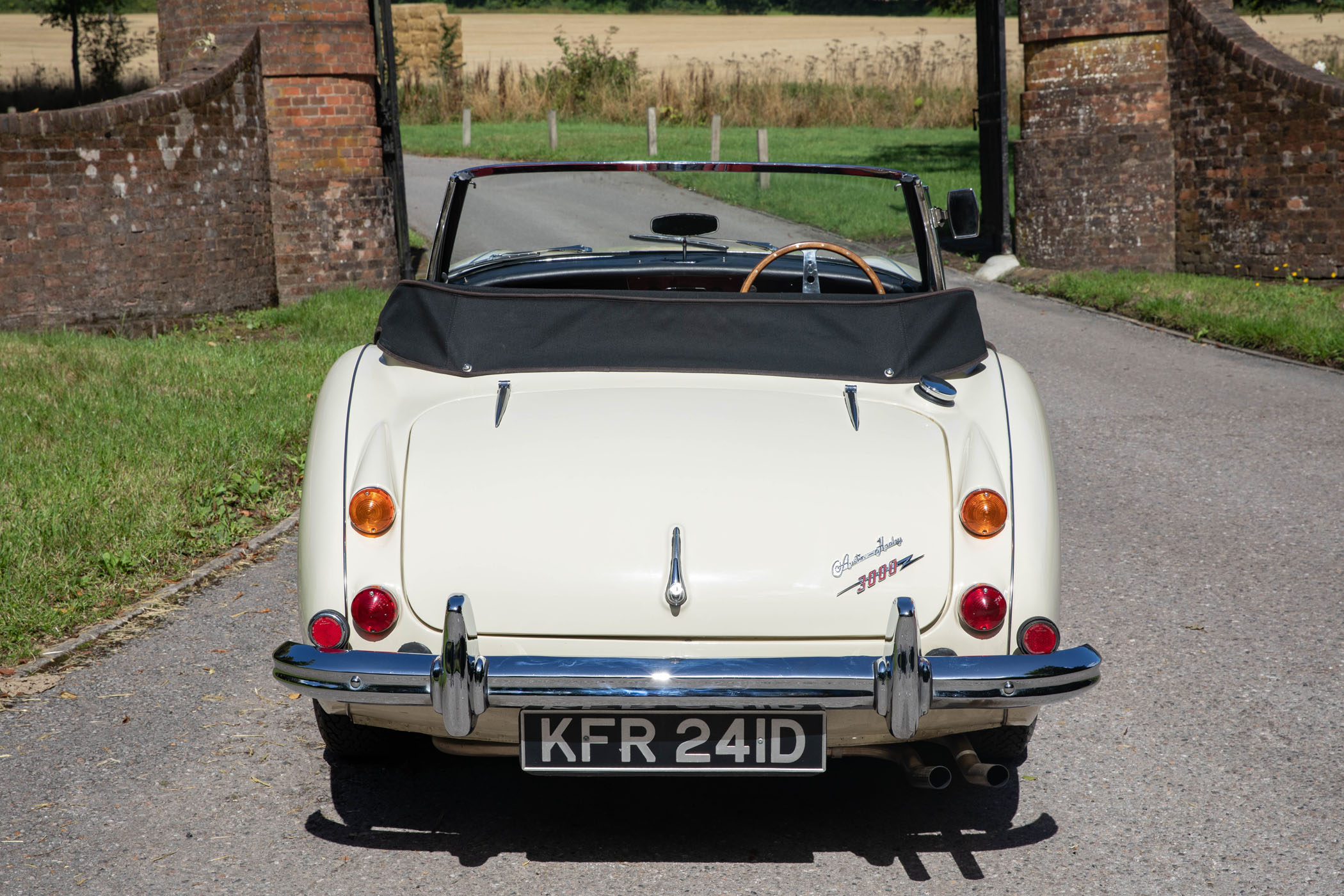 SOLD | Austin Healey 3000 MkIII | Highly Upgraded New Chassis ...