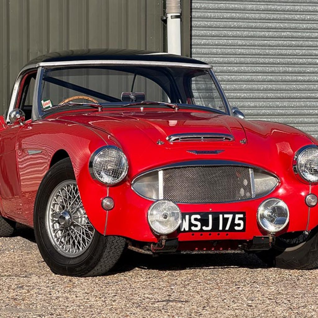 Year: 1957
Price: £35,000
• UK RHD
• MkIII Spec Engine
• Disc Brakes, Works Styling
• Rare Factory Hardtop!